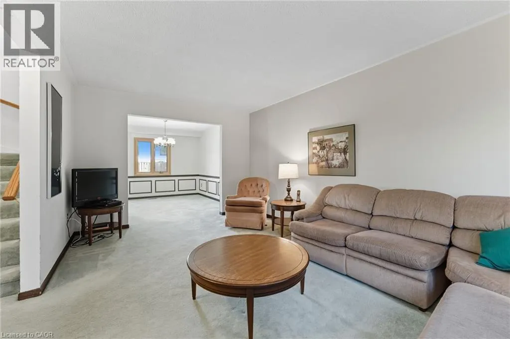 67 FORESTVIEW Drive