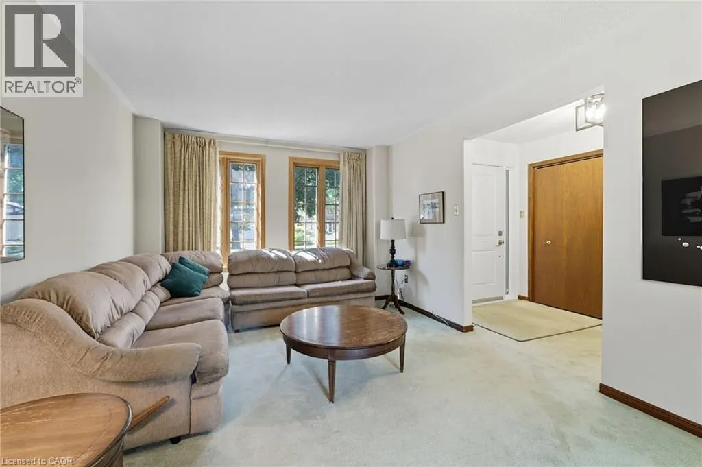 67 FORESTVIEW Drive