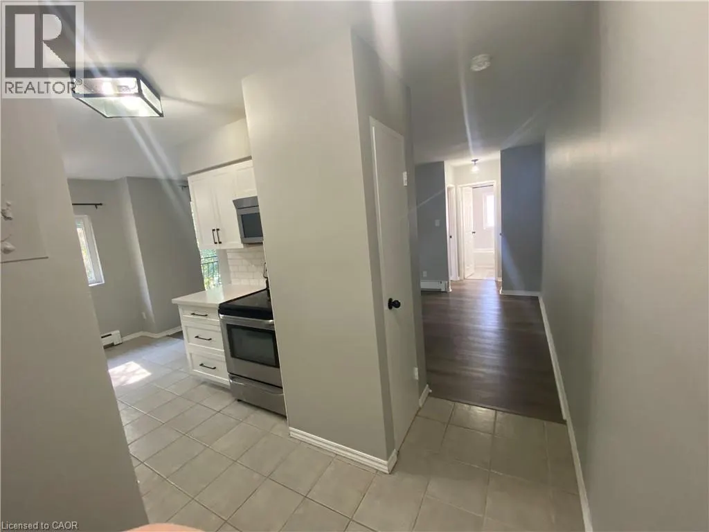 163 CHANDLER Drive Unit# 15, #15