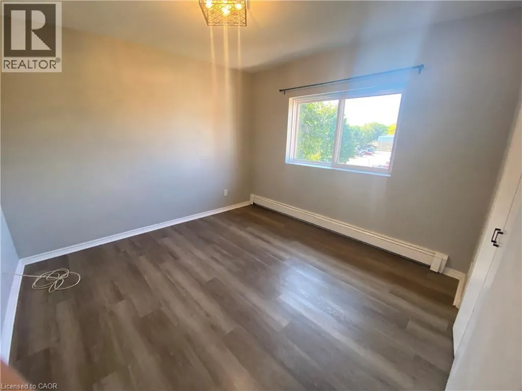 163 CHANDLER Drive Unit# 15, #15