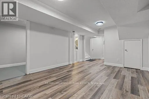 17 PRINCE Crescent