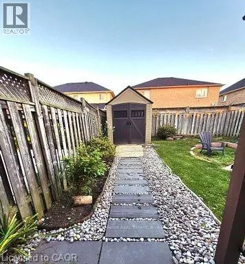 17 PRINCE Crescent