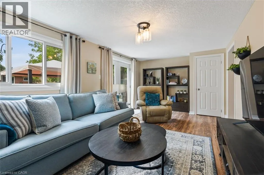 41 INWOOD Drive