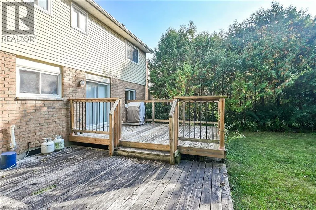 494 KORTRIGHT Road W
