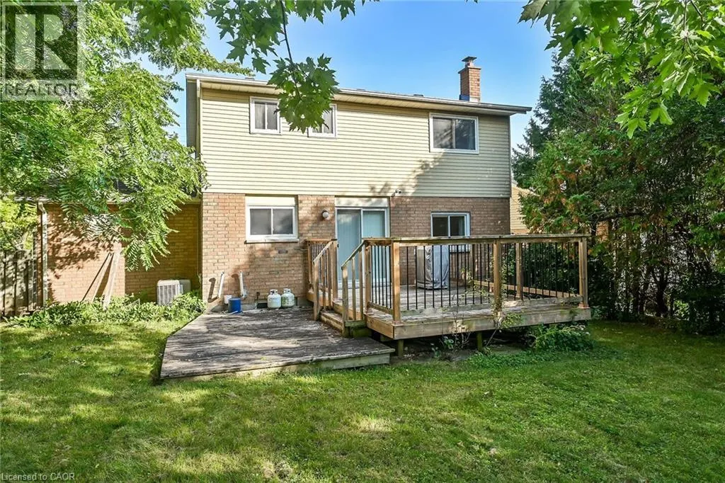 494 KORTRIGHT Road W