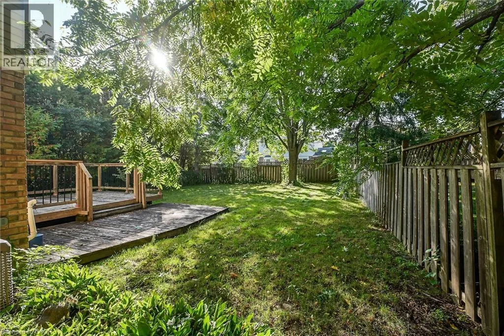 494 KORTRIGHT Road W