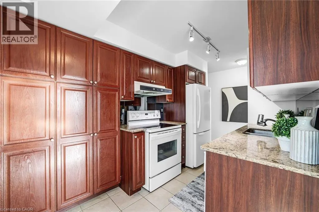 1 ELM Drive W Unit# 1005, #1005
