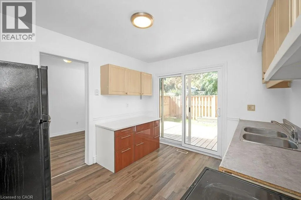 5193 BANTING Court