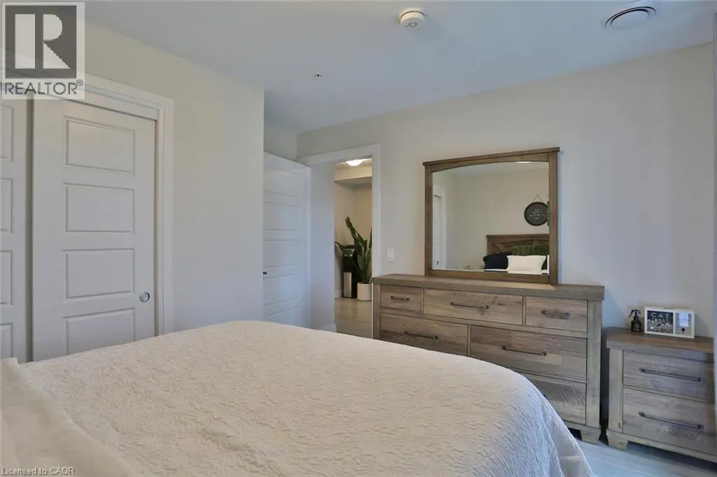 5 WAKE ROBIN Drive Unit# 118, #118