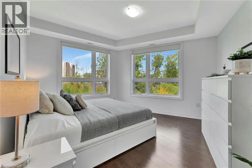 125 SHOREVIEW Place Unit# 322, #322
