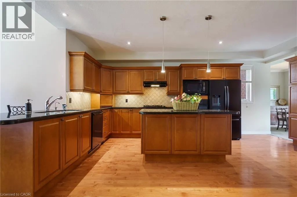 182 VALRIDGE Drive