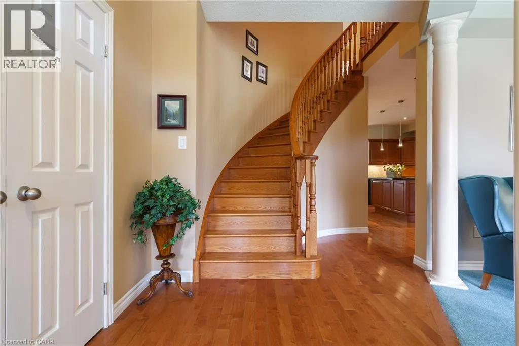 182 VALRIDGE Drive