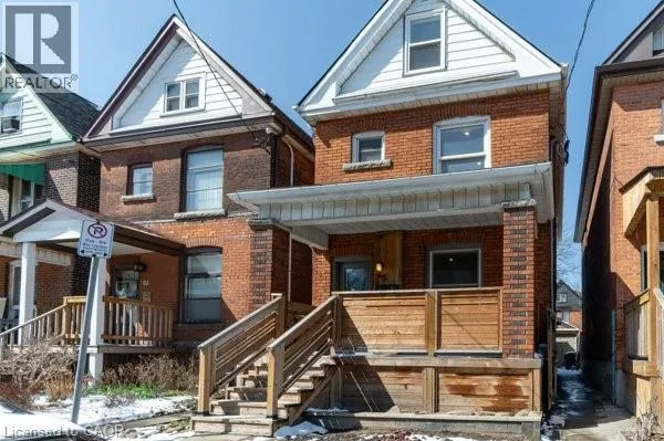 45 FAIRLEIGH Avenue N Unit# 1, #1
