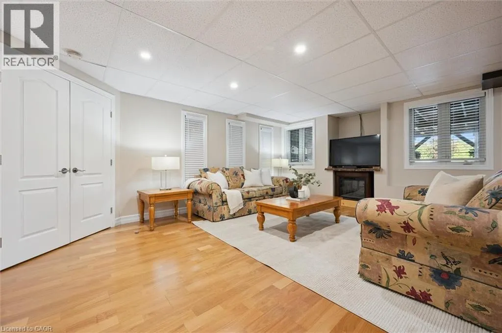 308 TOWNSEND Drive