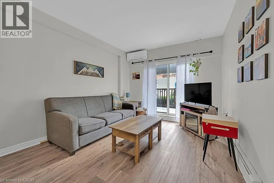 141 CATHARINE Street S Unit# 102, #102