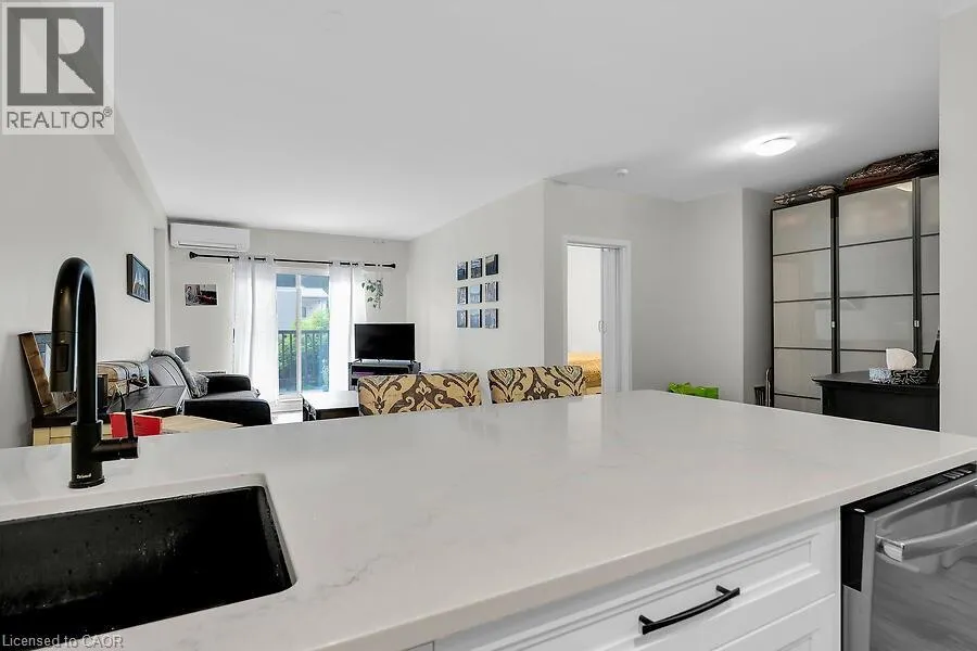 141 CATHARINE Street S Unit# 102, #102