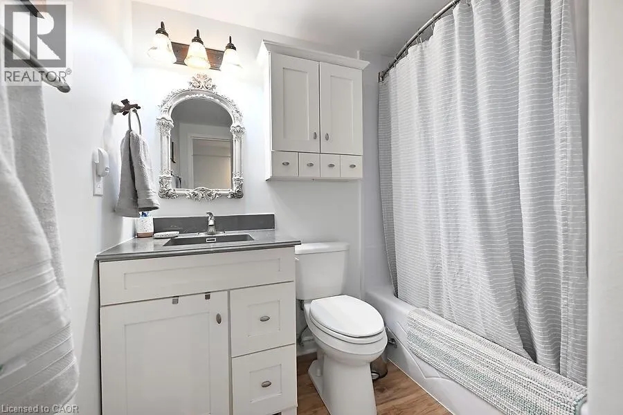 141 CATHARINE Street S Unit# 102, #102