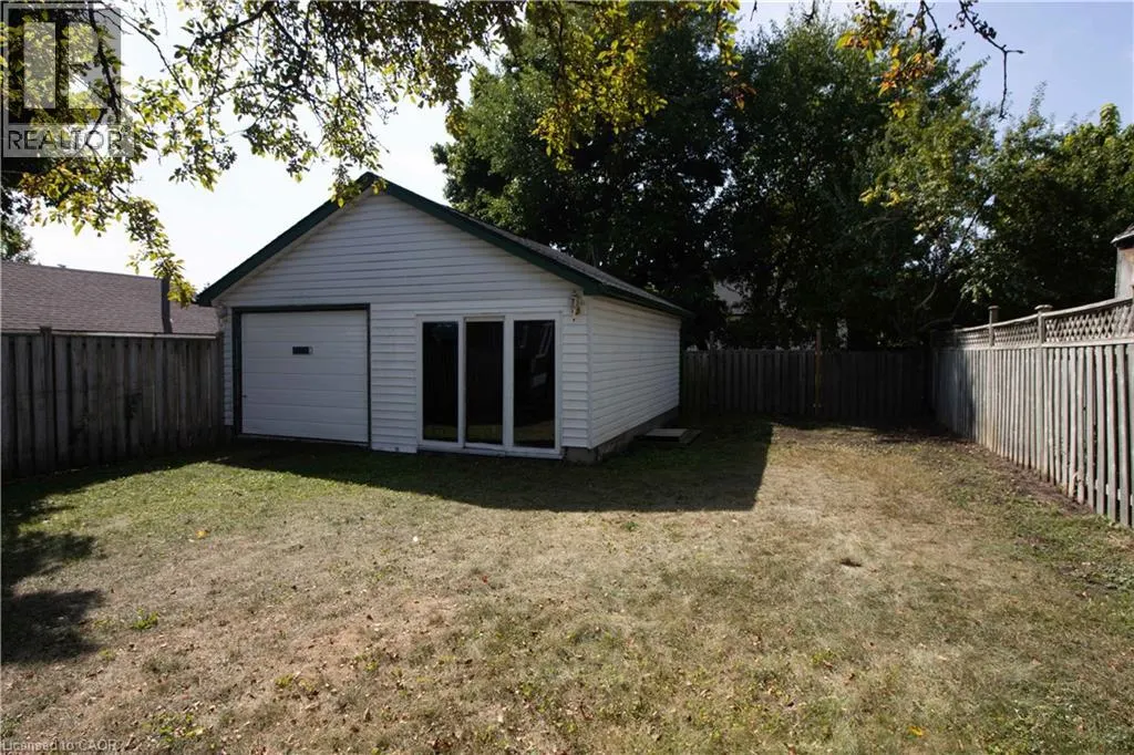 180 WELLINGTON Street