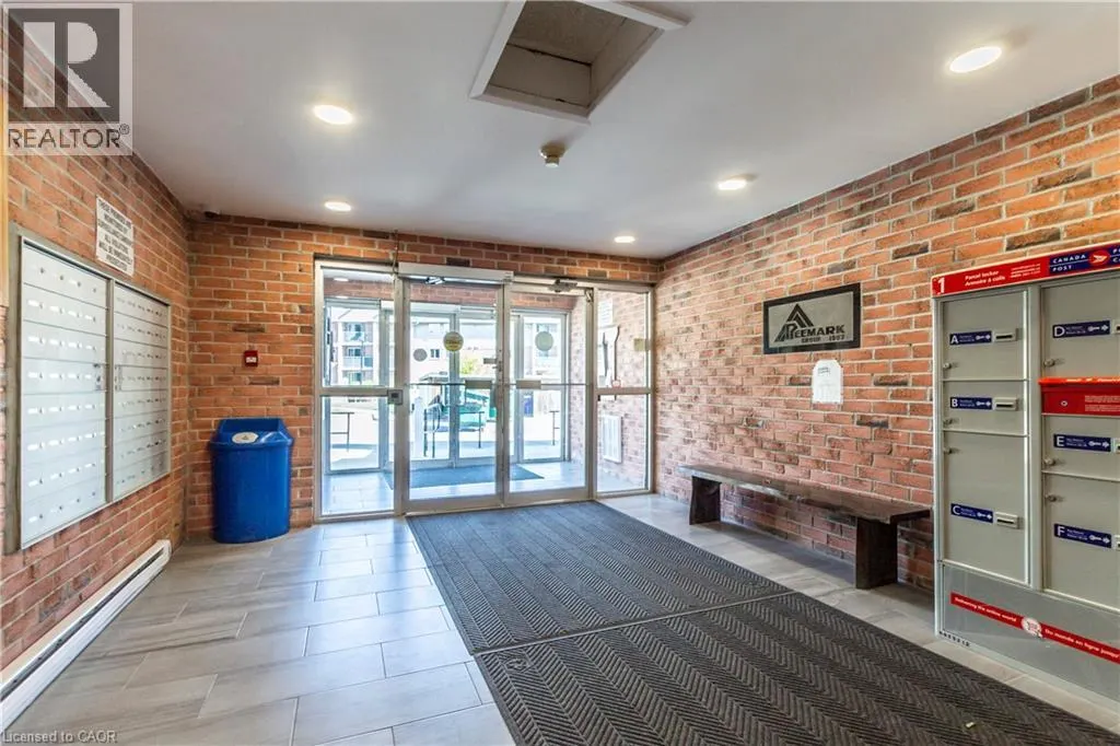 136 CONWAY Drive Unit# 3, #3