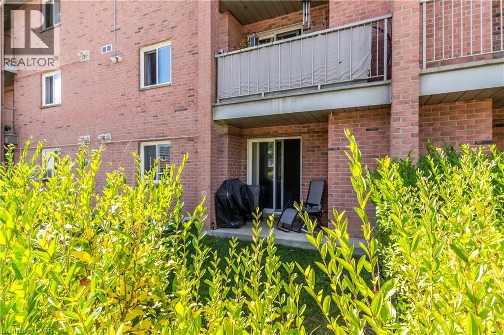 136 CONWAY Drive Unit# 3, #3