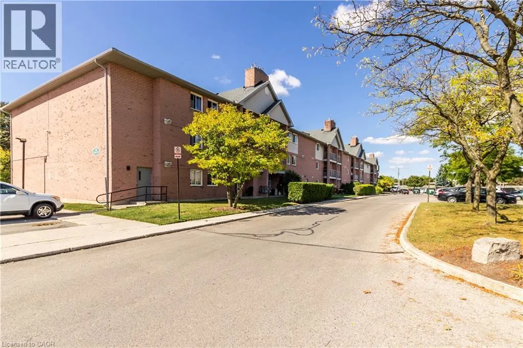 136 CONWAY Drive Unit# 3, #3