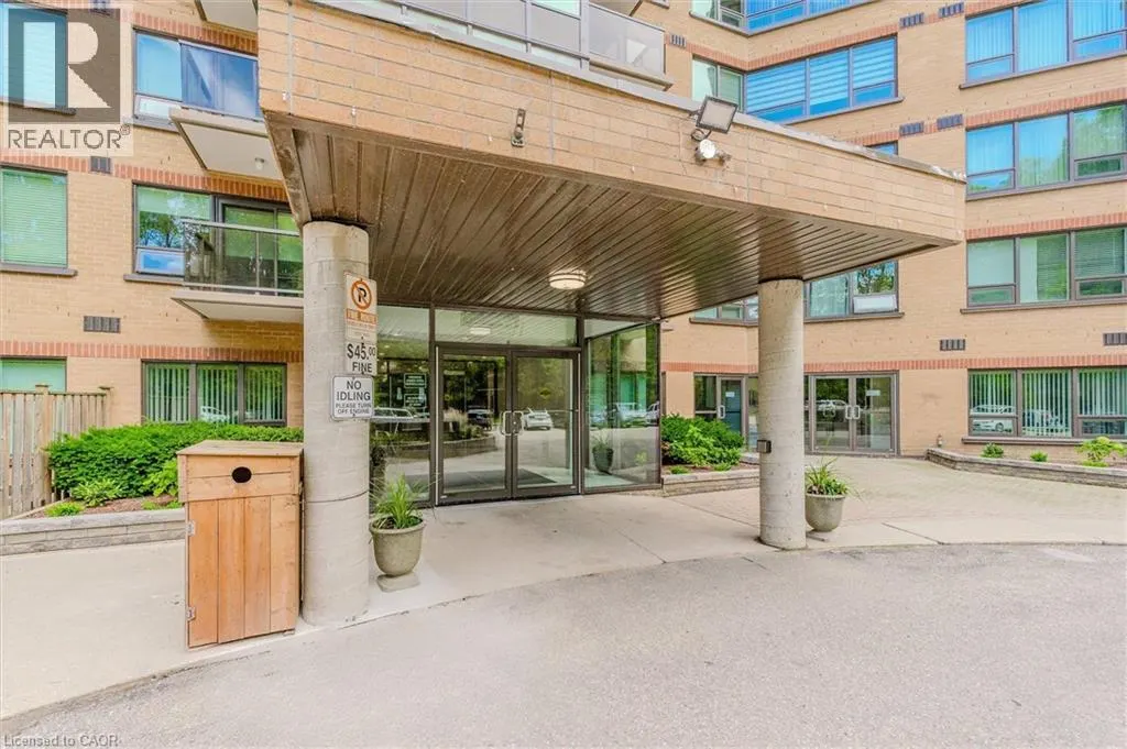237 KING Street W Unit# 703, #703
