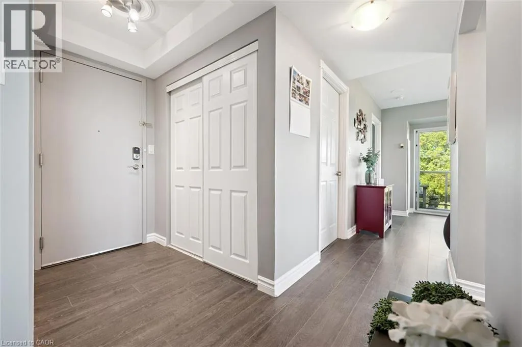 237 KING Street W Unit# 703, #703