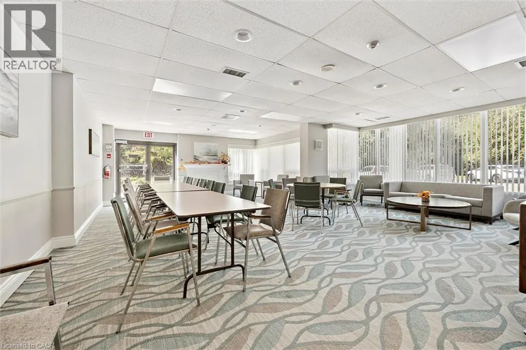 237 KING Street W Unit# 703, #703