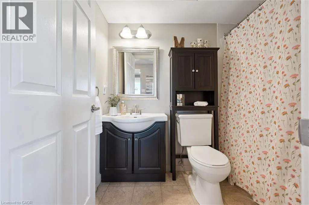 237 KING Street W Unit# 703, #703