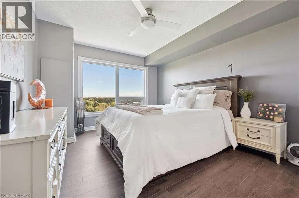 237 KING Street W Unit# 703, #703