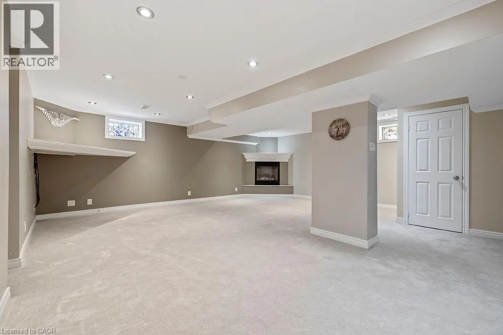16 LININGTON Trail