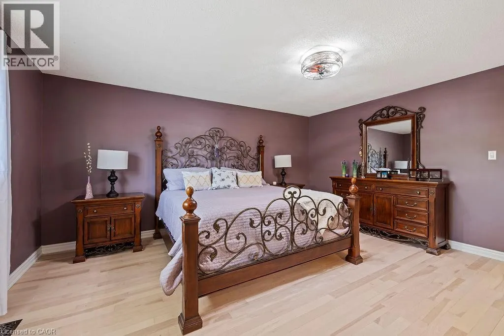 16 LININGTON Trail