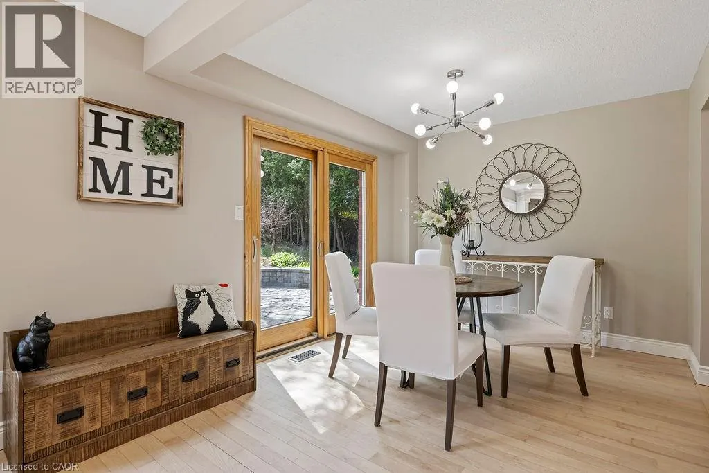16 LININGTON Trail