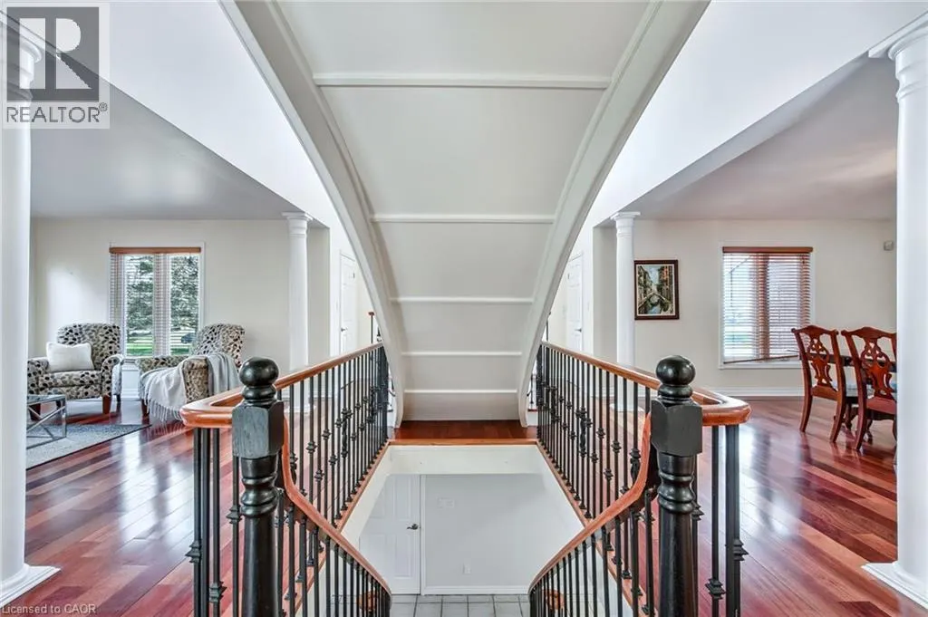 24 JOHN MARTIN Crescent