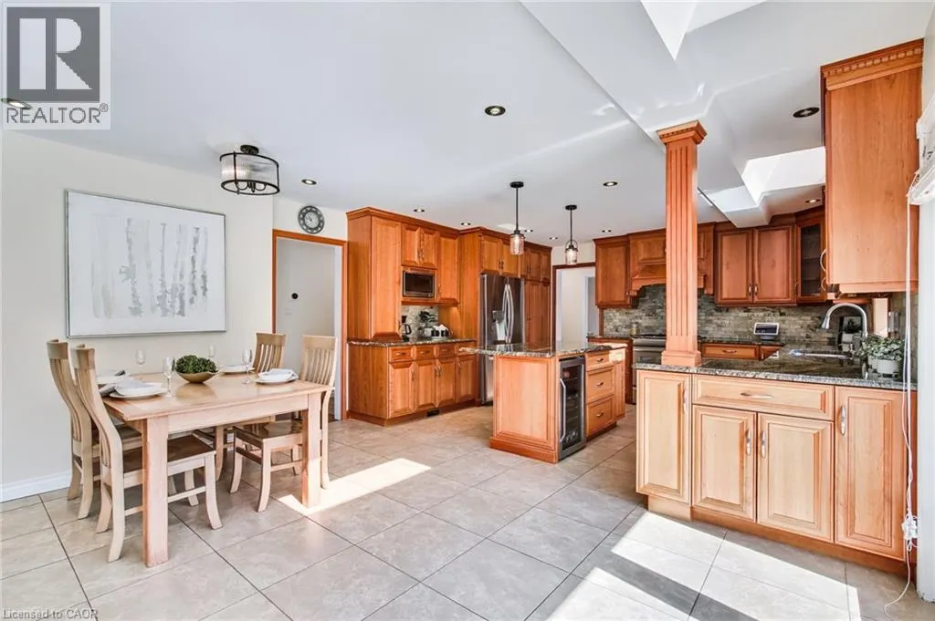 24 JOHN MARTIN Crescent