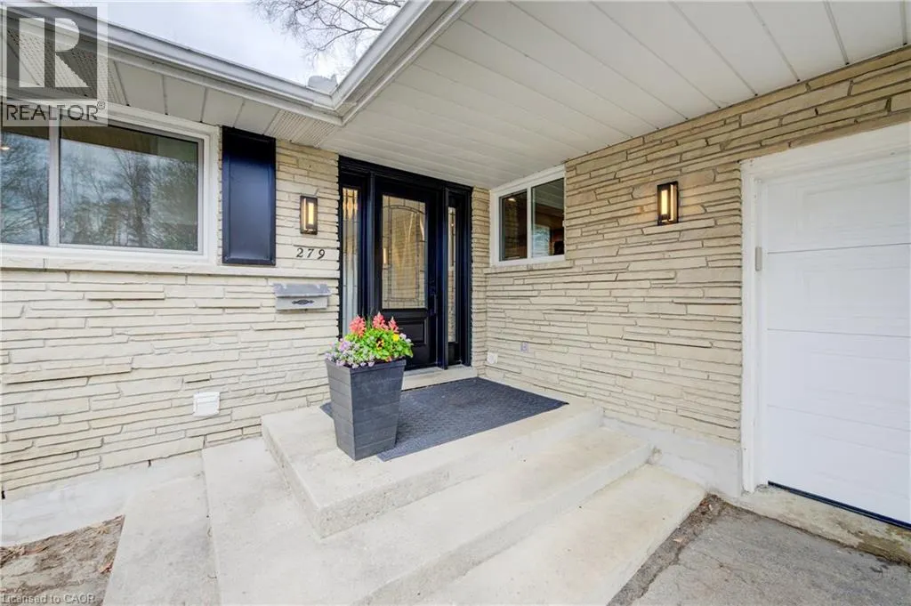 279 FERNDALE Place