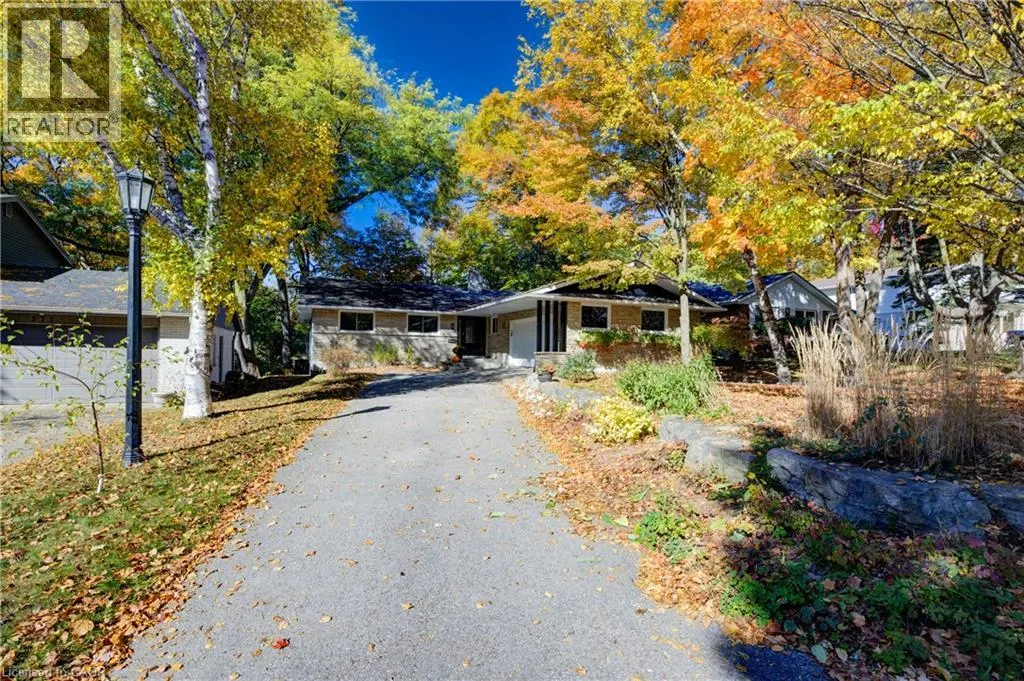 279 FERNDALE Place
