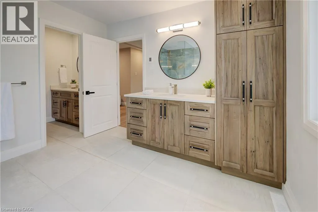 279 FERNDALE Place