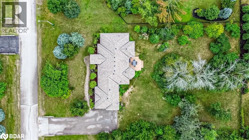32 BASSWOOD Circle