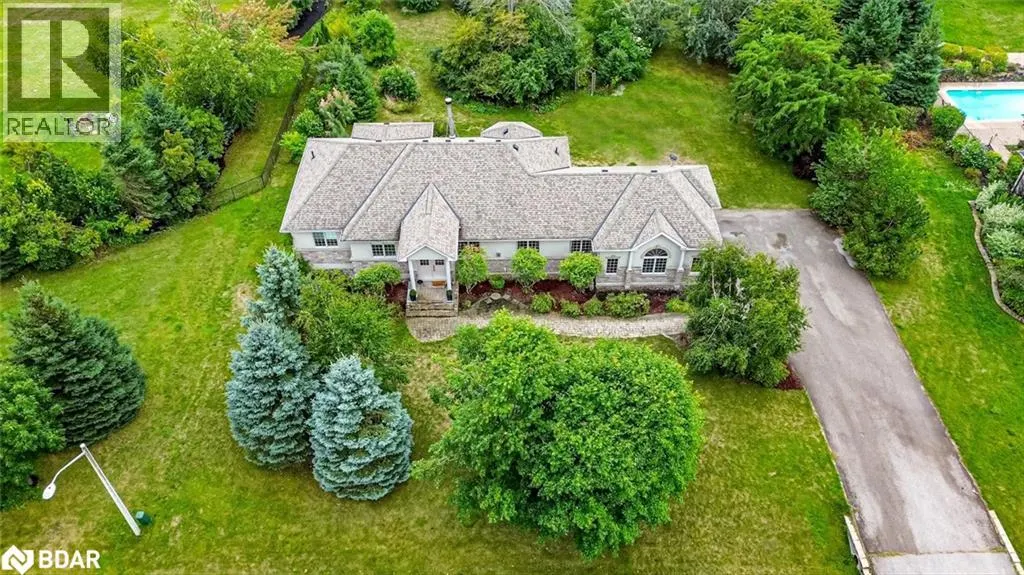 32 BASSWOOD Circle