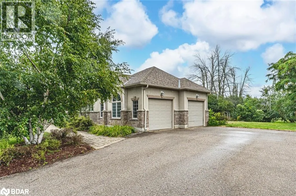 32 BASSWOOD Circle