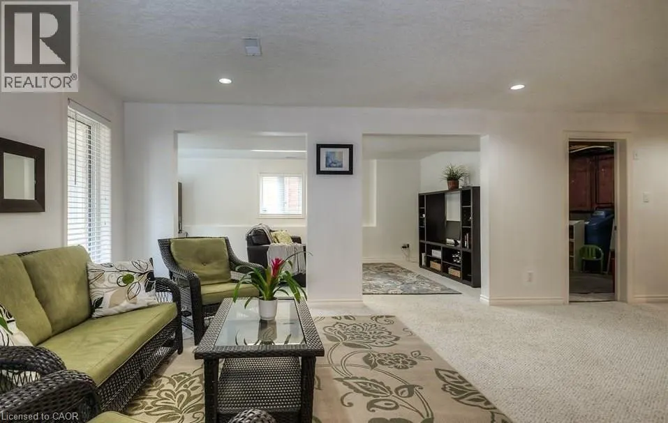 621 WILLOW WOOD Drive