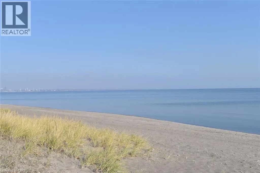 645 BEACH Boulevard