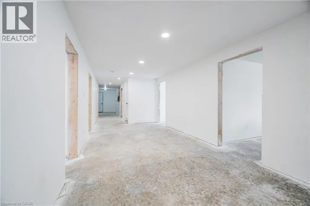 16 PINTAIL Lane