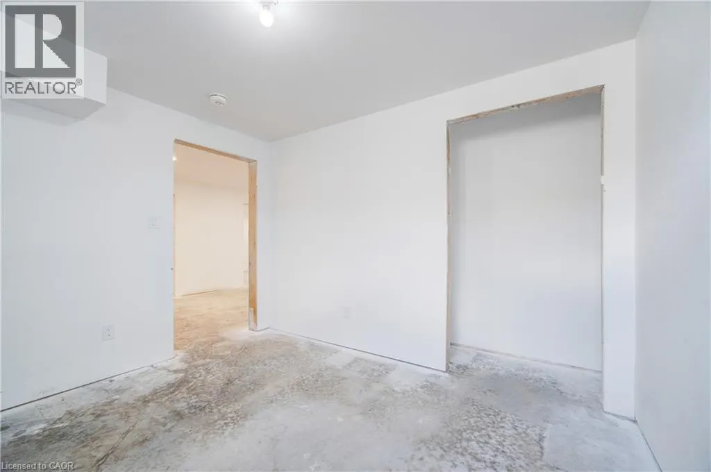 16 PINTAIL Lane