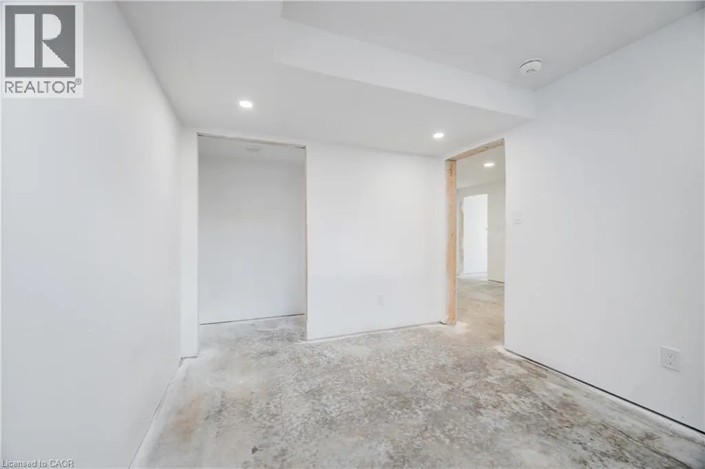 16 PINTAIL Lane