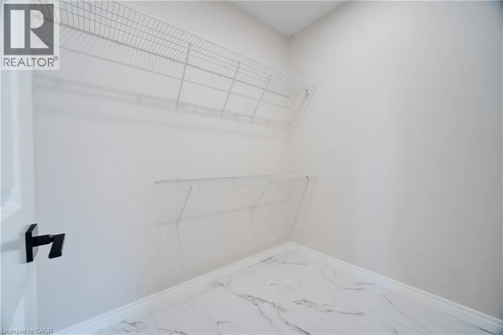 16 PINTAIL Lane