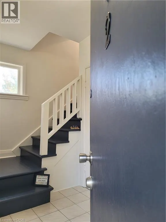 121 BLUCHER Street Unit# 2, #2