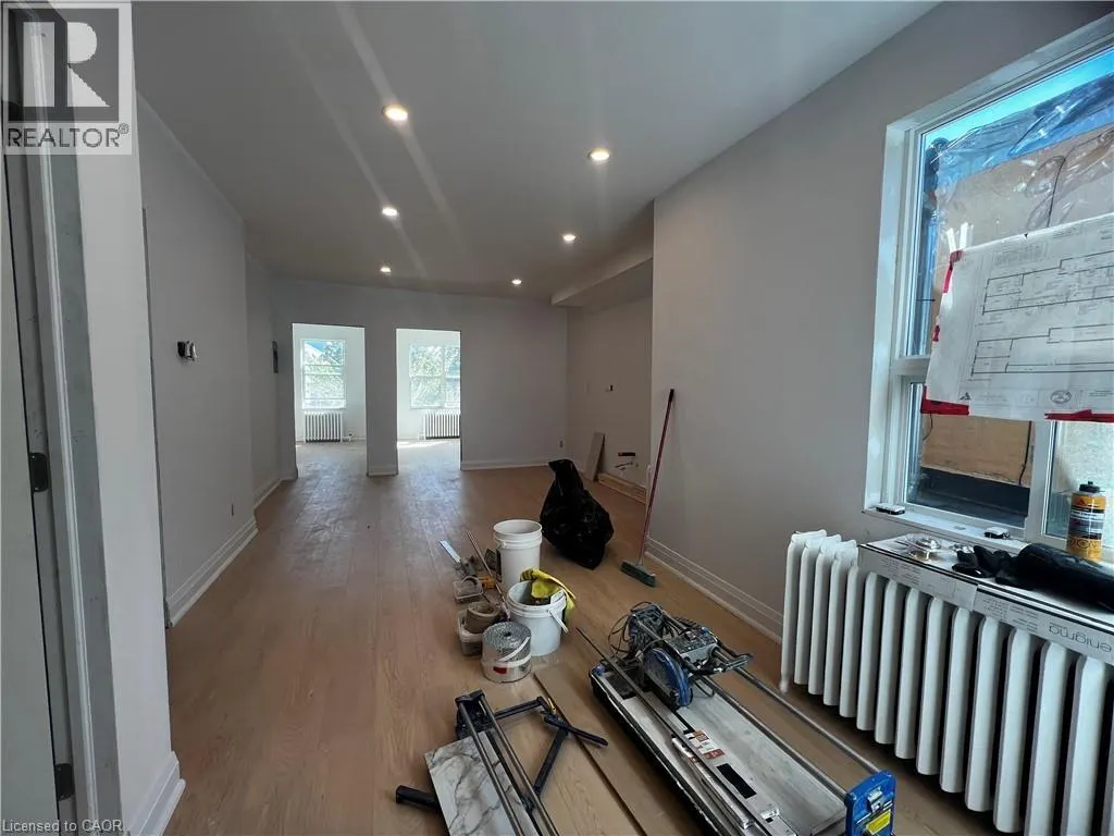 804A ST CLAIR Avenue W Unit# 101, #101