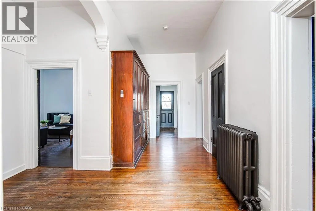 255 RAGLAN Street Unit# 5, #5